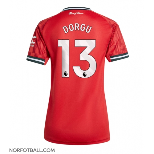 Billige Fotballdrakt Manchester United Patrick Dorgu #13 Replika Hjemmedrakt Dame 2025-26 Kortermet Billige Fotballdrakt Manchester United Patrick Dorgu #13 Replika Hjemmedrakt Dame 2025-26 Kortermet